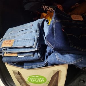 Levi jeans